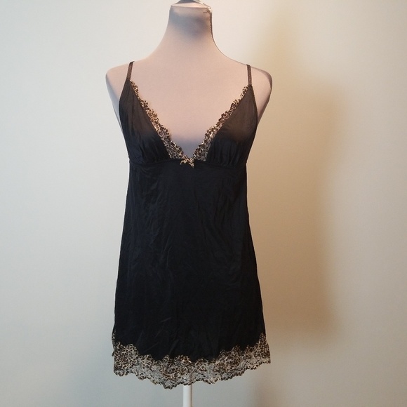 Victoria's Secret Other - Victoria's secret very sexy black leopard slip Large